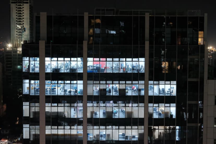 How to Hire Your First Employee in India Without an Entity